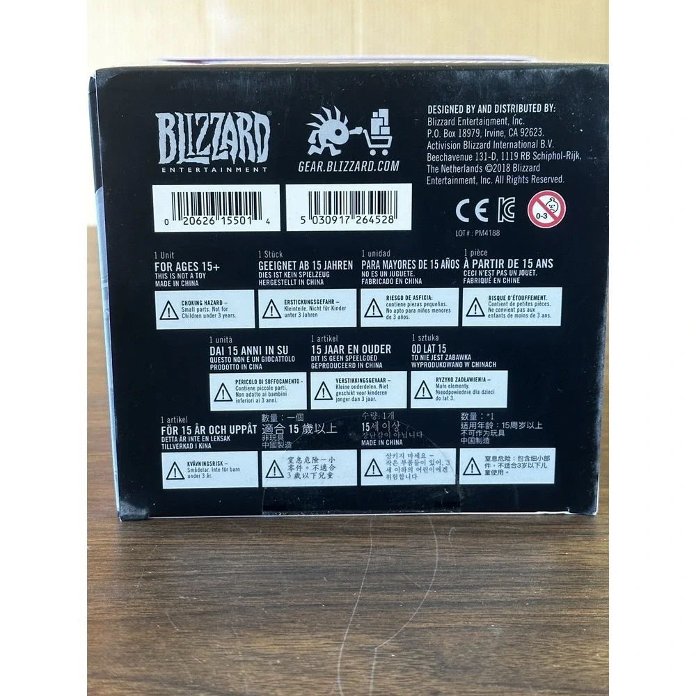 Blizzard Gear Merchandise‎ Overwatch Carbon Fiber Removable D.Va Figure W/Meka